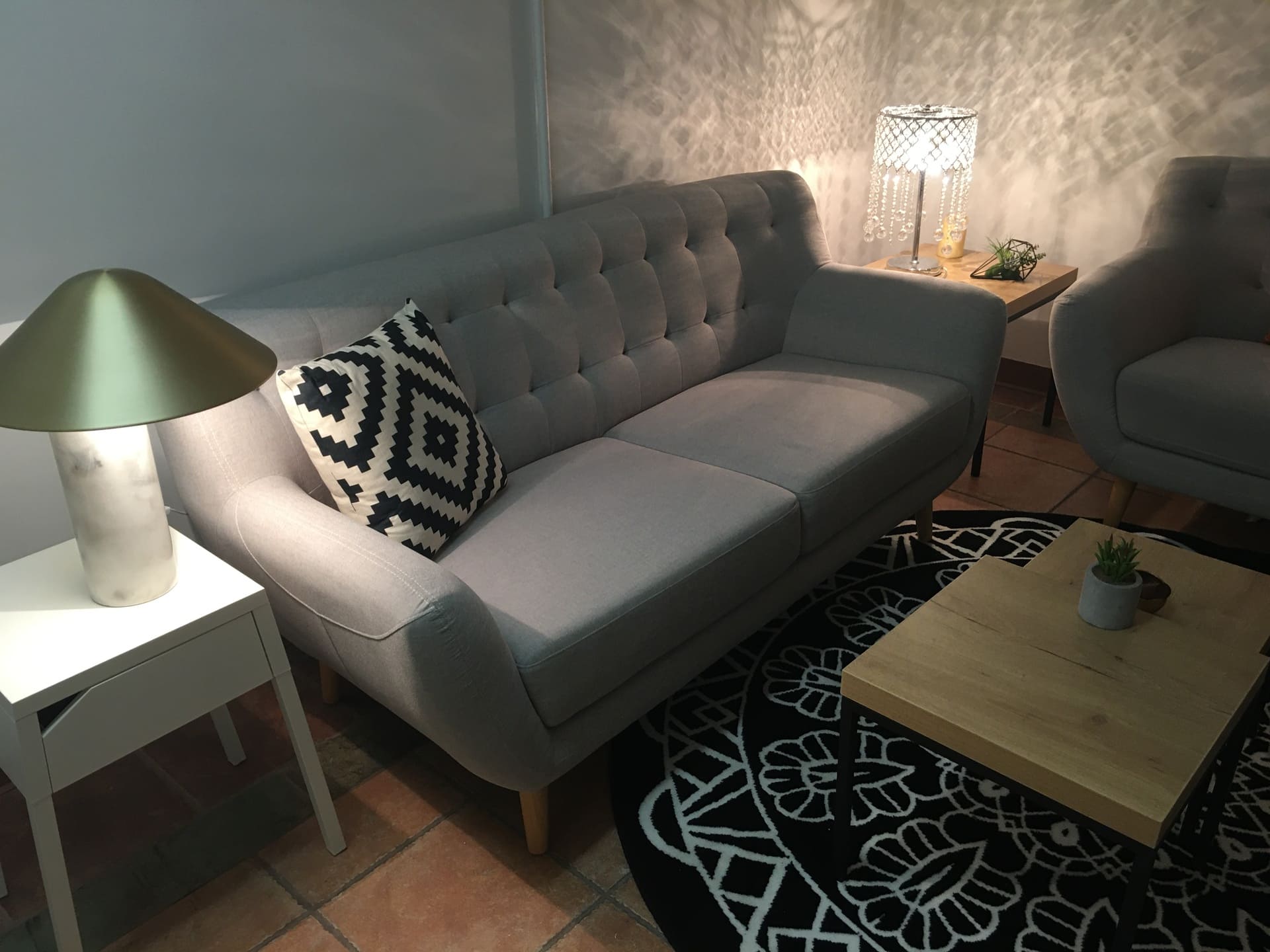 Ana Lucia Lanatta's Westmount office - Sky and Roots Hypnotherapy | Hypnotherapeute - SkyandRoots.com